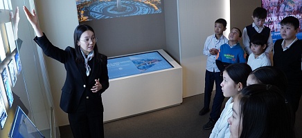 Юные исследователи посетили Архив Президента РК фото галереи 2